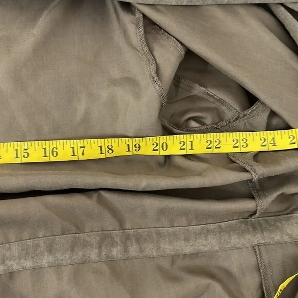 Buckle BKE Jacket Womens Large Green Roll Tab Sleeve Tie Cinch‎ Closure Olive